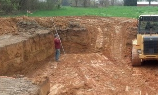 Выкопать котлован под фундамент в Карталах - от 2603 руб. | 2Землекопа-Крт